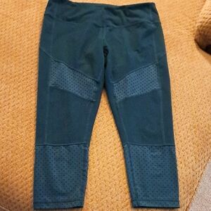 Zella Capri Workout Leggings Dark Green Womens Size: Medium